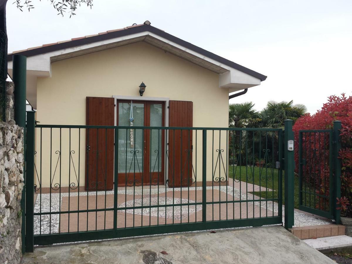 Appartamento Con Giardino A Cisano Di Bardolino Exterior foto