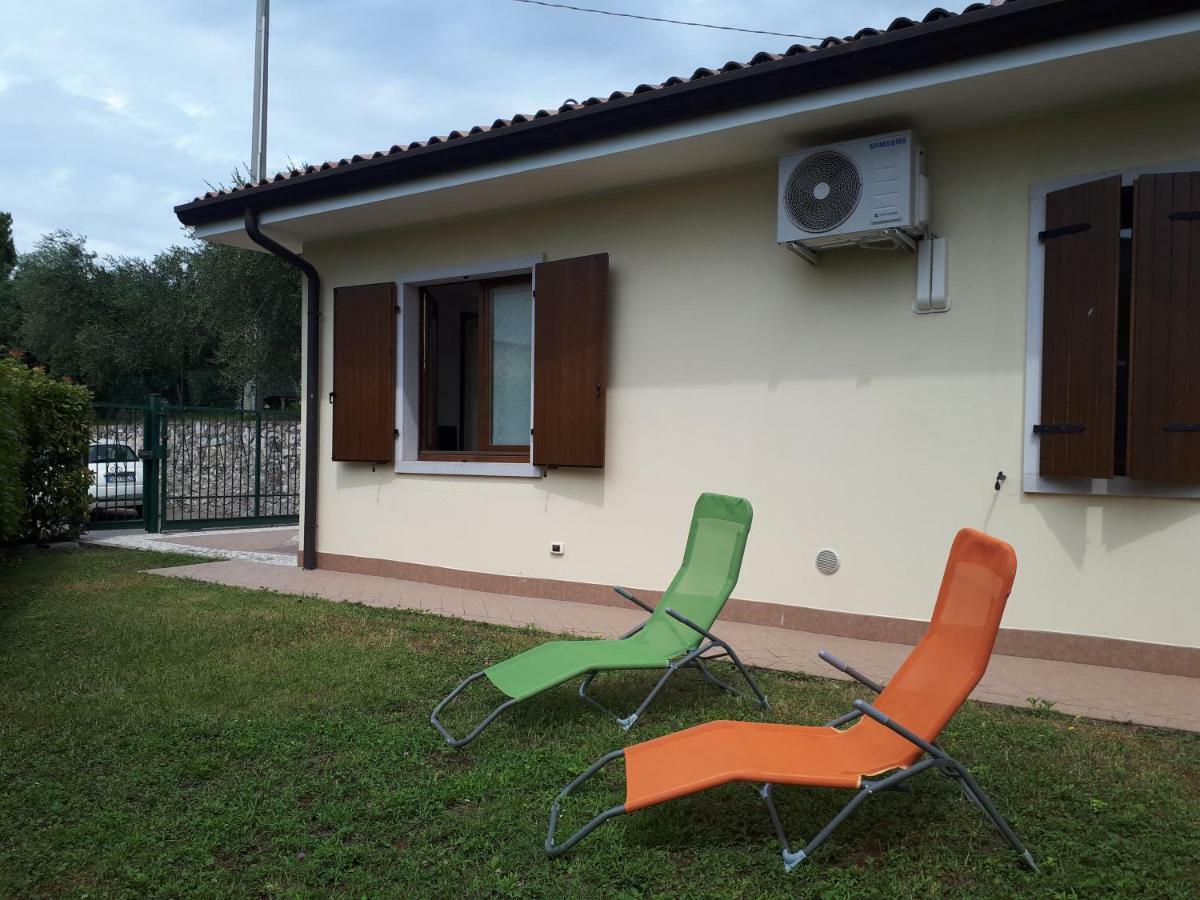 Appartamento Con Giardino A Cisano Di Bardolino Exterior foto